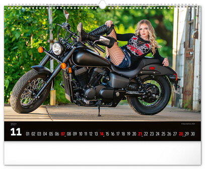 Sexy Wandkalender Girls and Bikes 2027