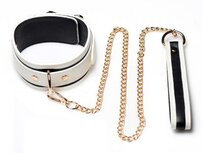 Kink in the Dark - Glow In De Dark Halsband Met Riem Kink in the Dark - Glow In De Dark Halsband Met Riem