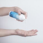EasyGlide - Spuitbus Met Glijmiddel Op Waterbasis - 150 ml EasyGlide - Spuitbus Met Glijmiddel Op Waterbasis - 150 ml